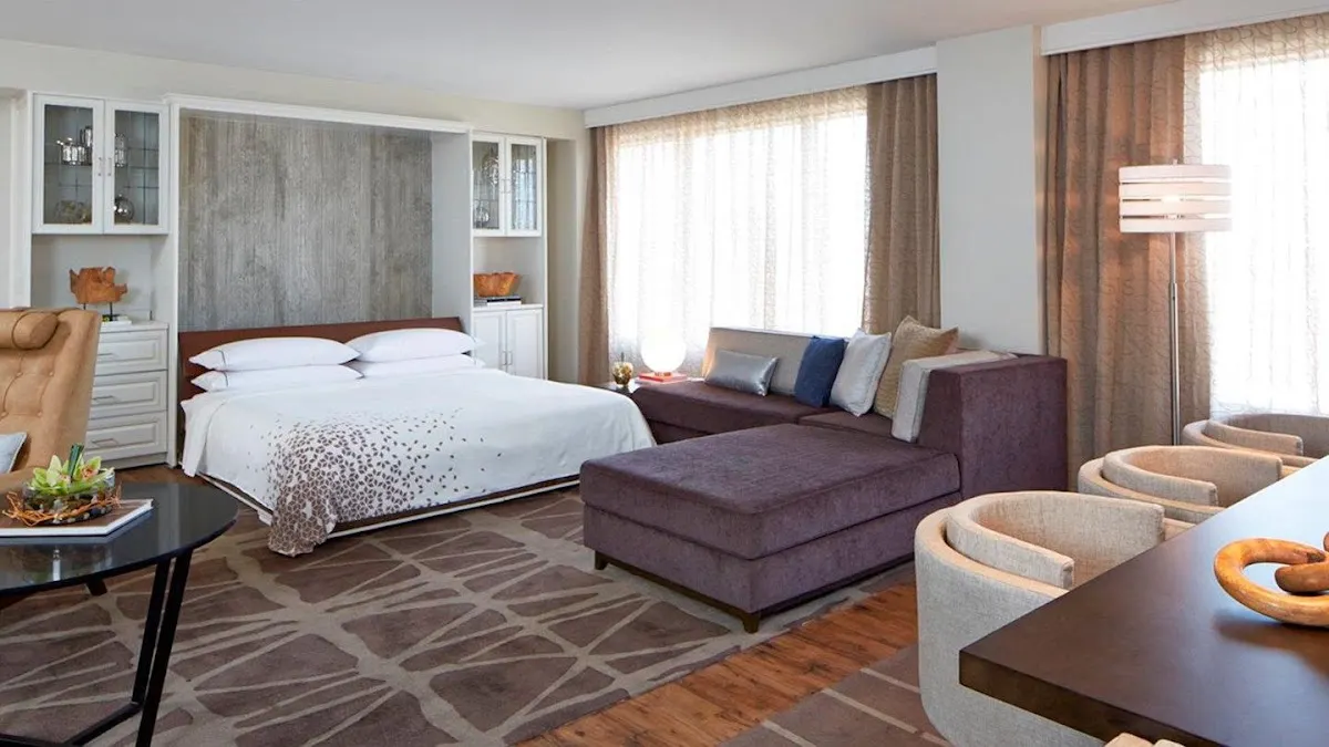 The Worthington Renaissance Fort Worth Hotel