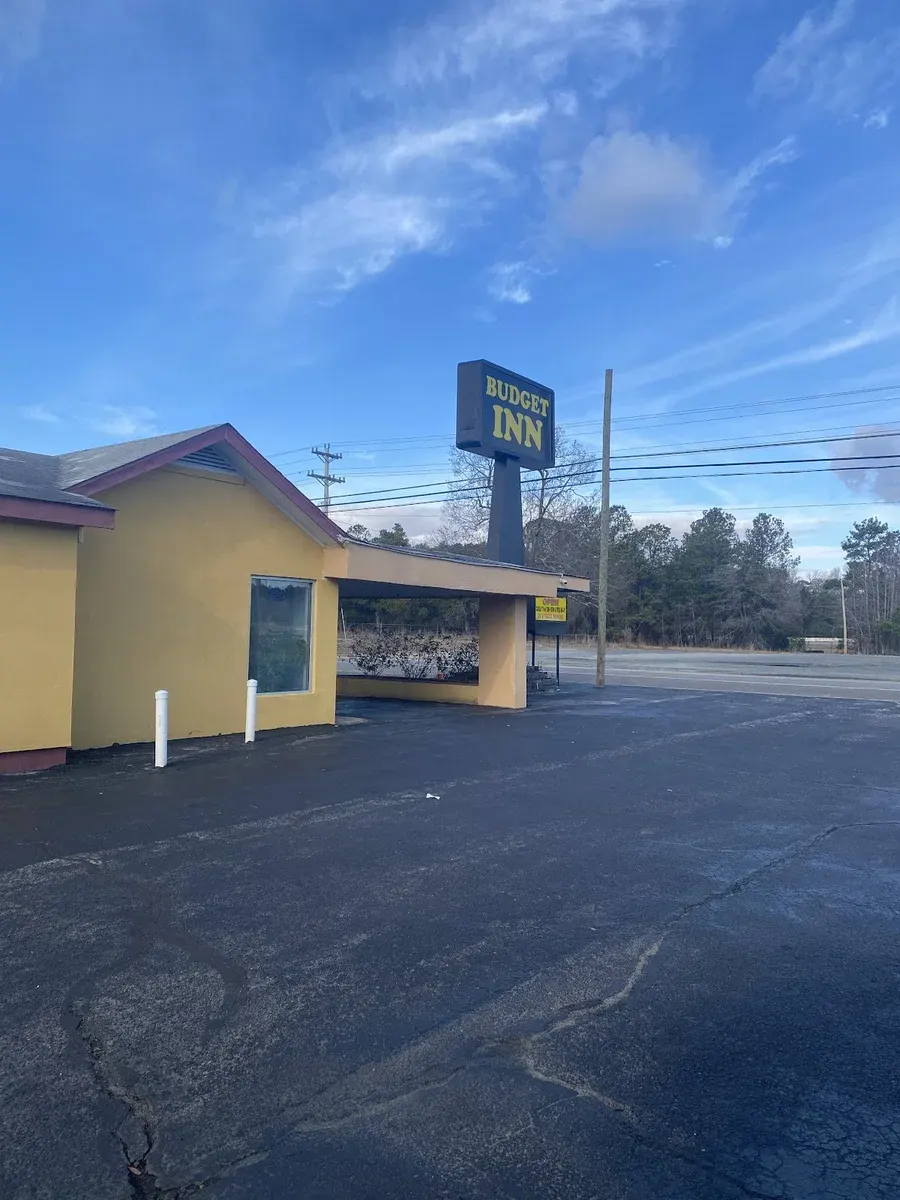 Budget Inn