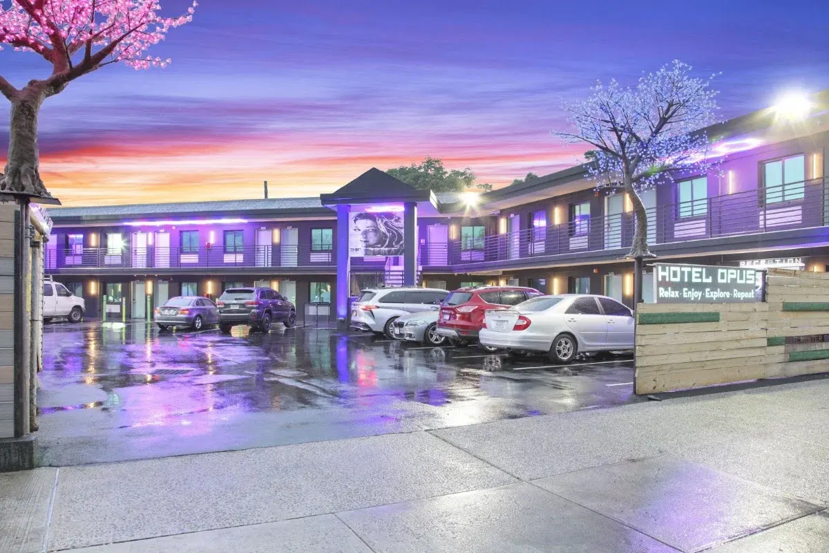 Hotel OPUS Bronx