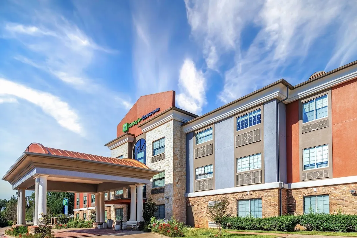Holiday Inn Express & Suites Henderson-Traffic Star by IHG
