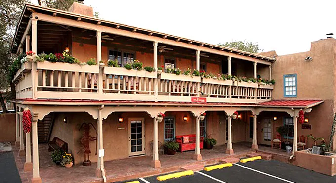 Vanessie, Santa Fe