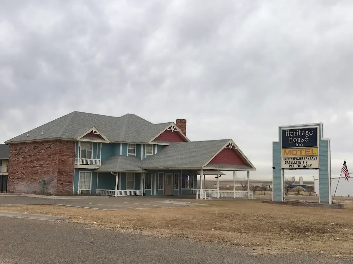 Heritage House Inn