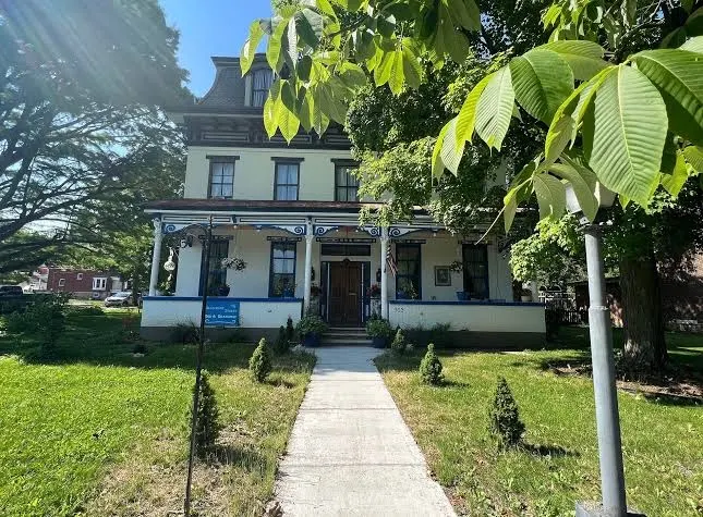 Allegheny Street Bed & Breakfast