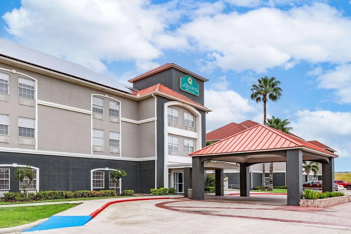 La Quinta Inn & Suites by Wyndham Pharr RGV Medical Center