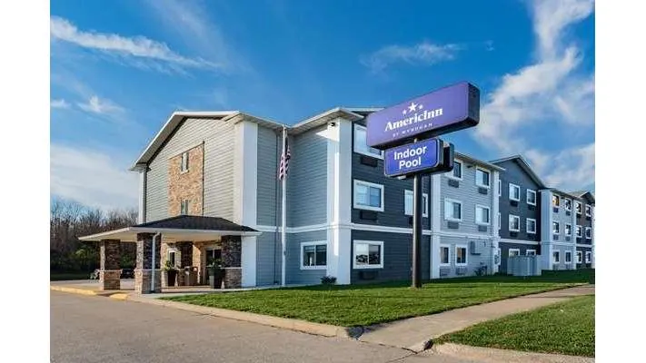 AmericInn by Wyndham Quincy