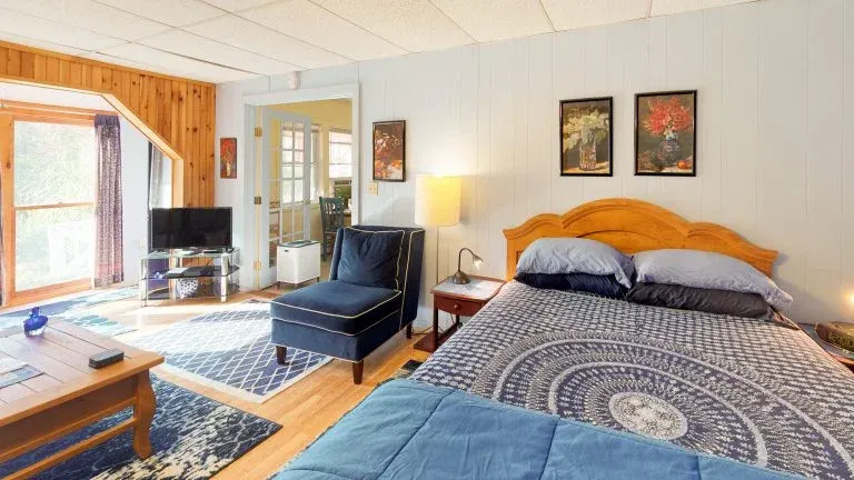 Cavalier Cottage Bed & Breakfast