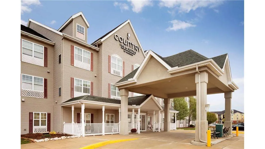 Country Inn & Suites by Radisson, Champaign North, IL