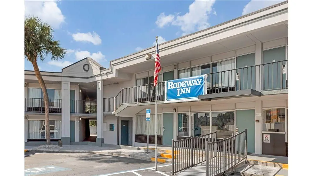 Rodeway Inn Orange Park - Jacksonville near Naval Air Station