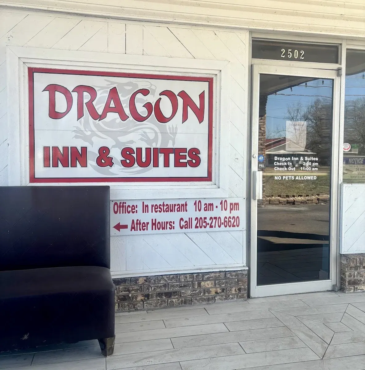 Dragon Inn & Suites