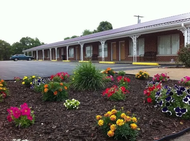 Eldon Inn motel