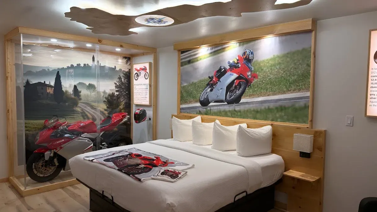 Motorcycle Inn