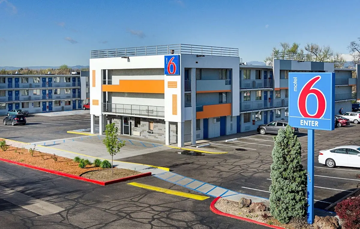 Motel 6 Denver, CO – Downtown