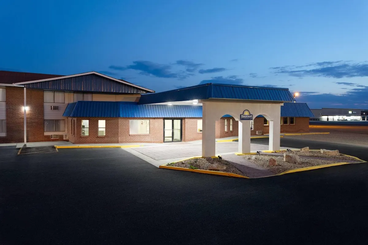 Days Inn by Wyndham Rawlins