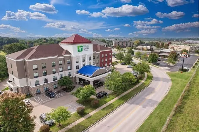 Holiday Inn Express & Suites Springfield-Medical District