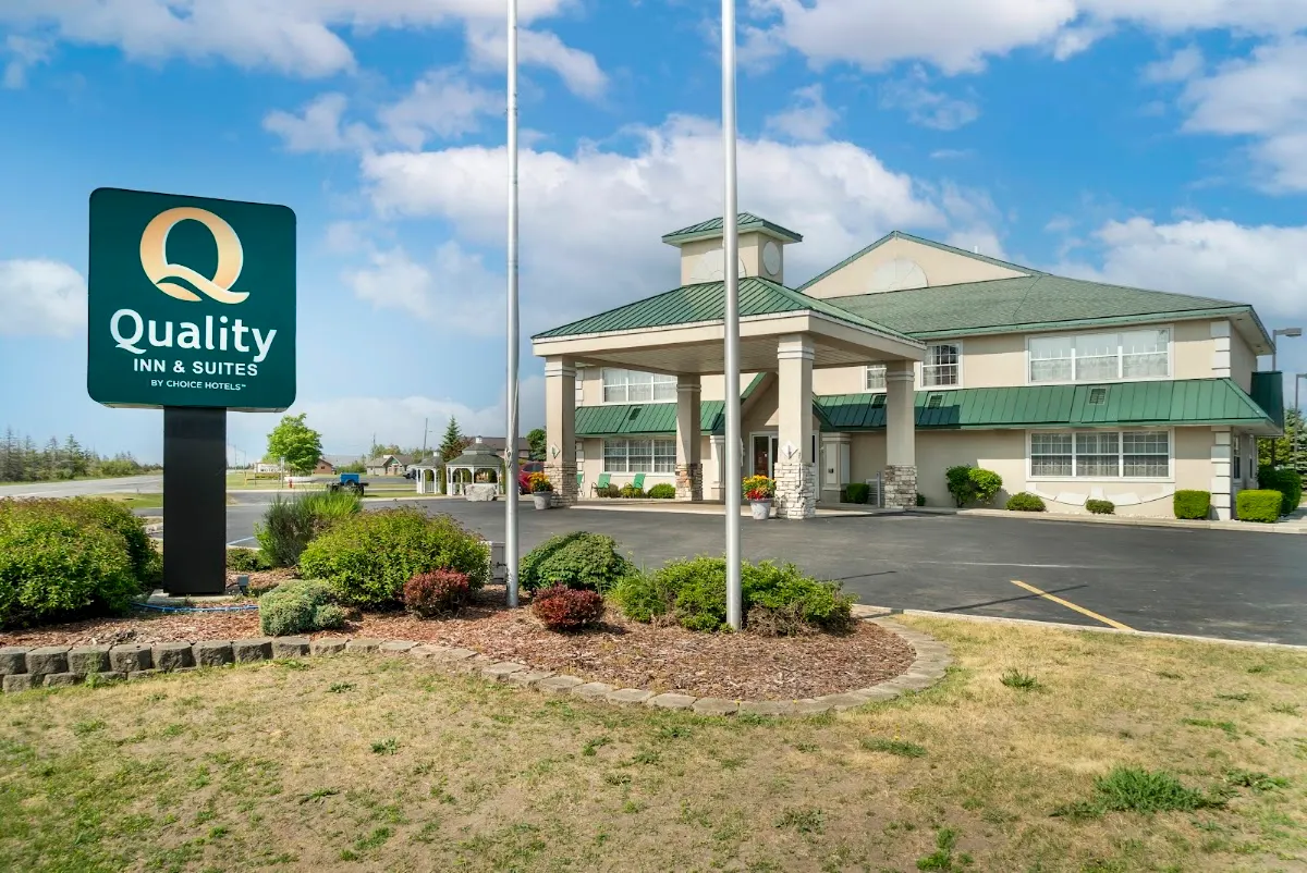 Quality Inn & Suites Manistique