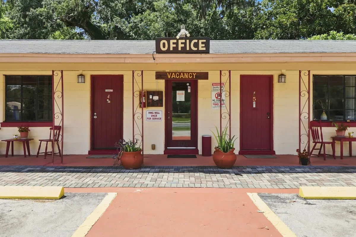 Bell Villa Motel