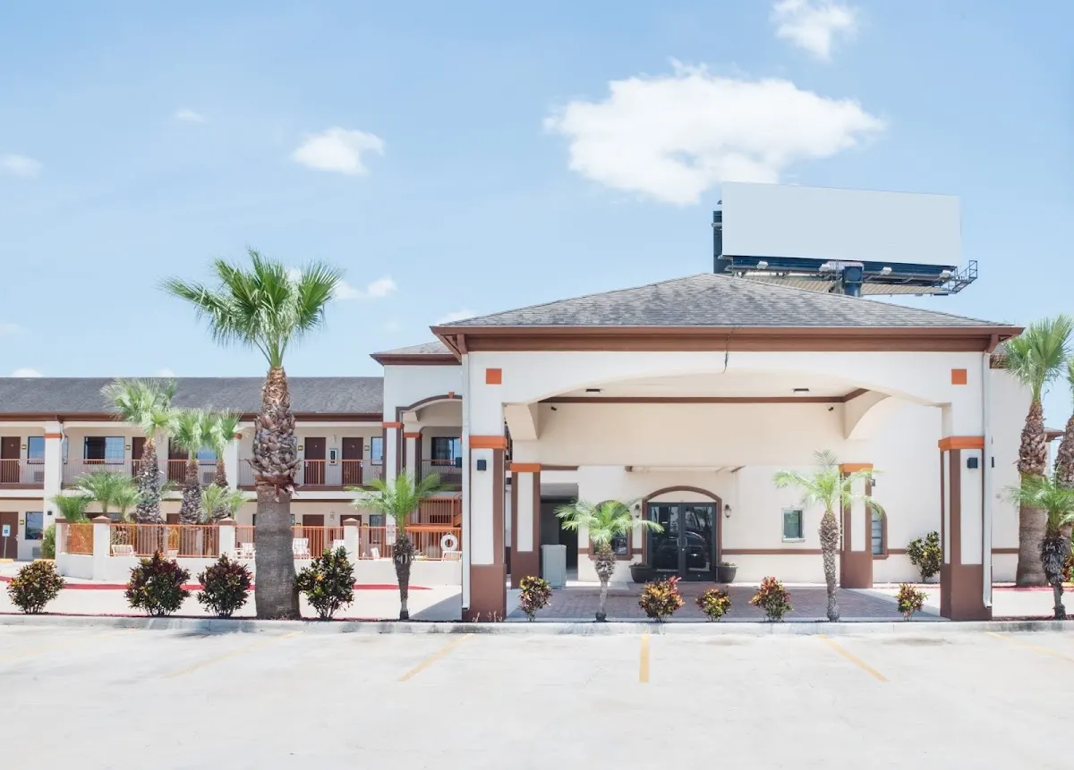 Lone Star Inn - San Benito Los Indios