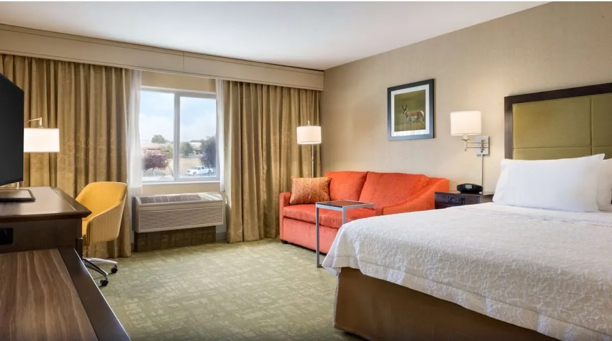 Summit Suites
