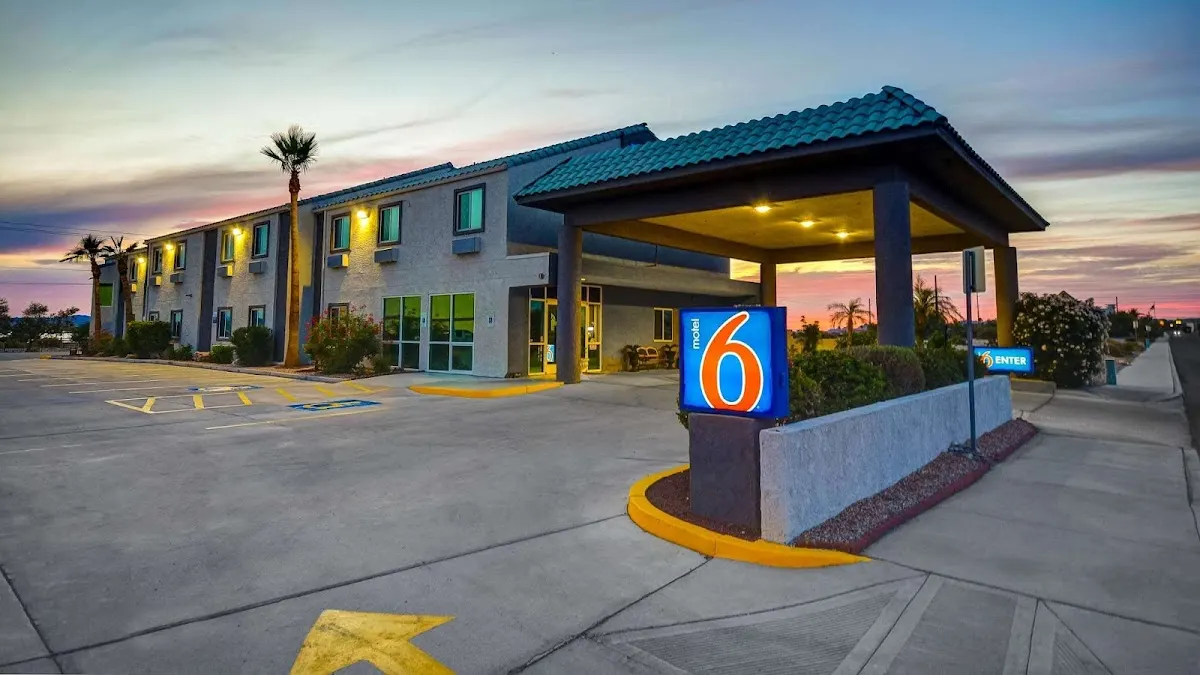 Lakeside Inn - Lake Havasu City