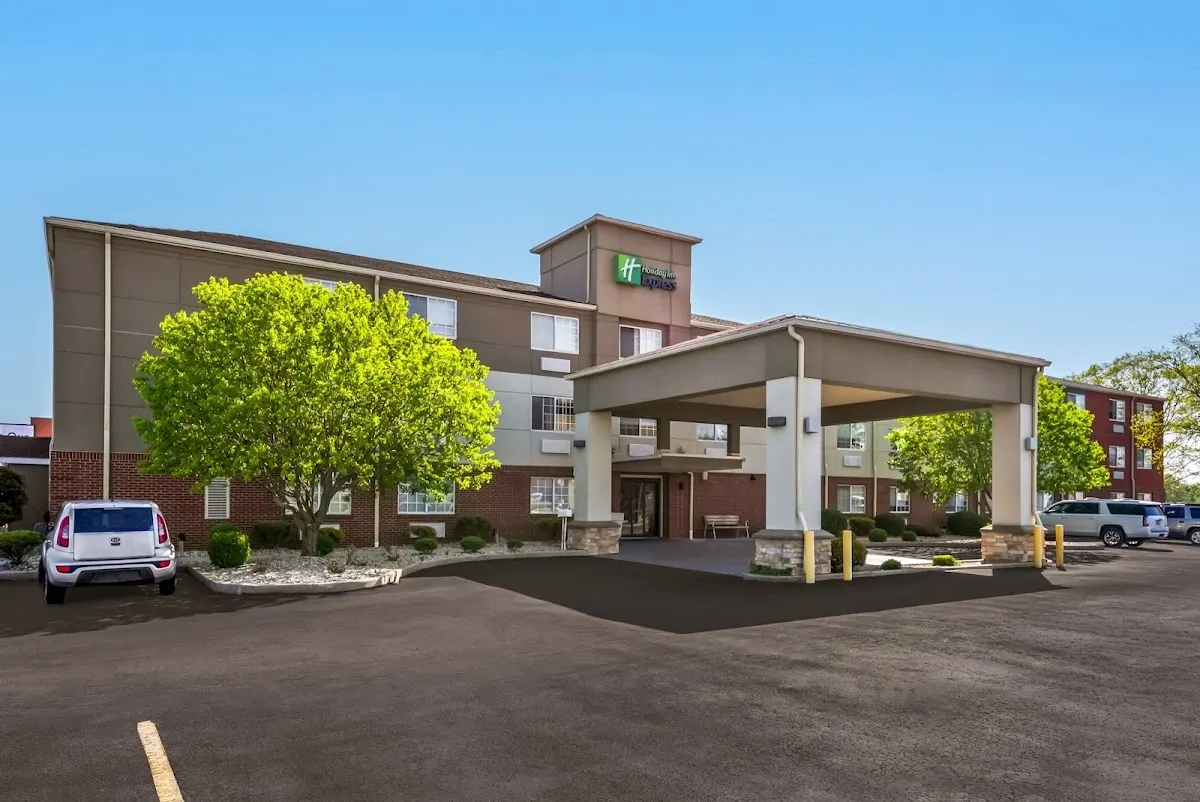 Holiday Inn Express & Suites Wabash by IHG
