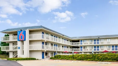 Motel 6 Rolling Meadows, IL - Chicago Northwest