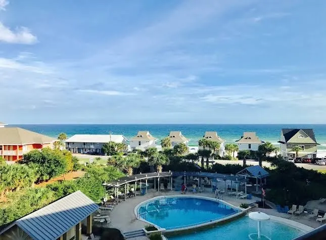 Beach Resort 512