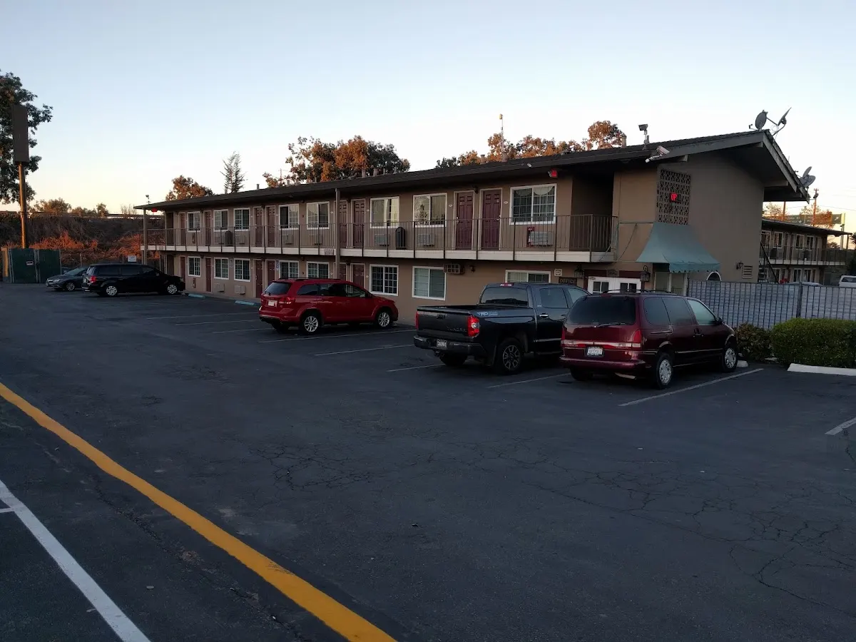 Best 5 Motel