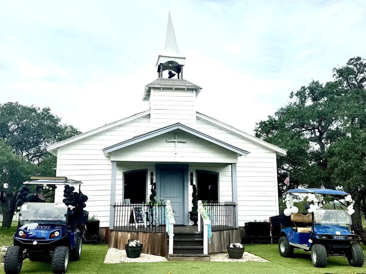Cowboys and Angels Venue, Cabins, & RV Getaway