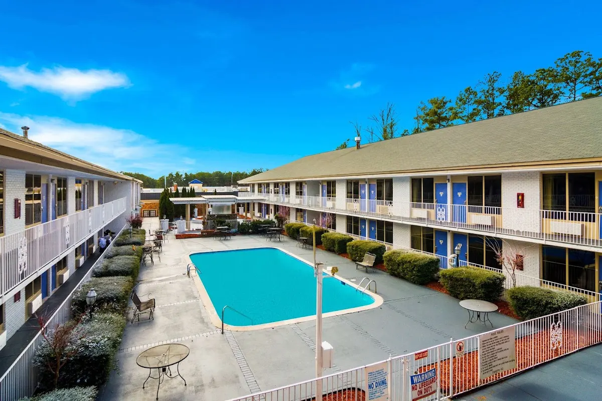 Studio 6 Extended Stay - Lagrange, GA