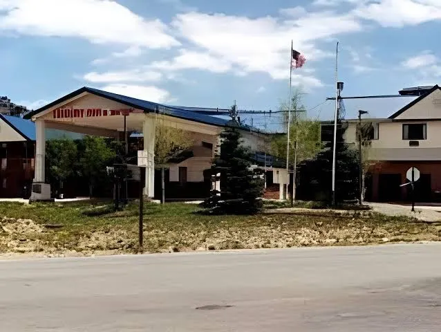 Luxury Inn & Suites