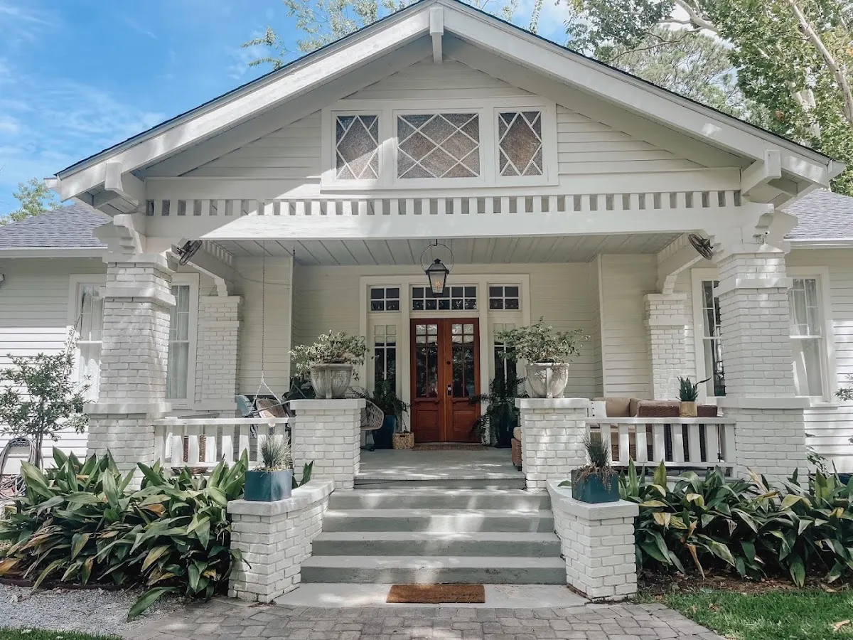 Guesthouse on Girod