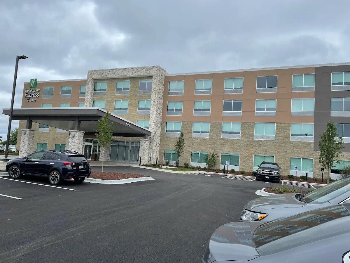 Holiday Inn Express & Suites Chicago Oak Forest