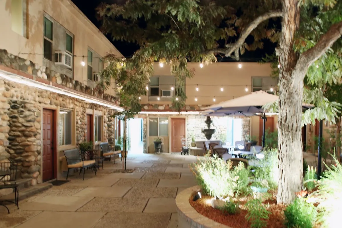 The Iron Horse Inn