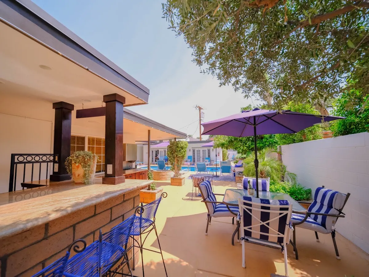 Old Ranch Inn