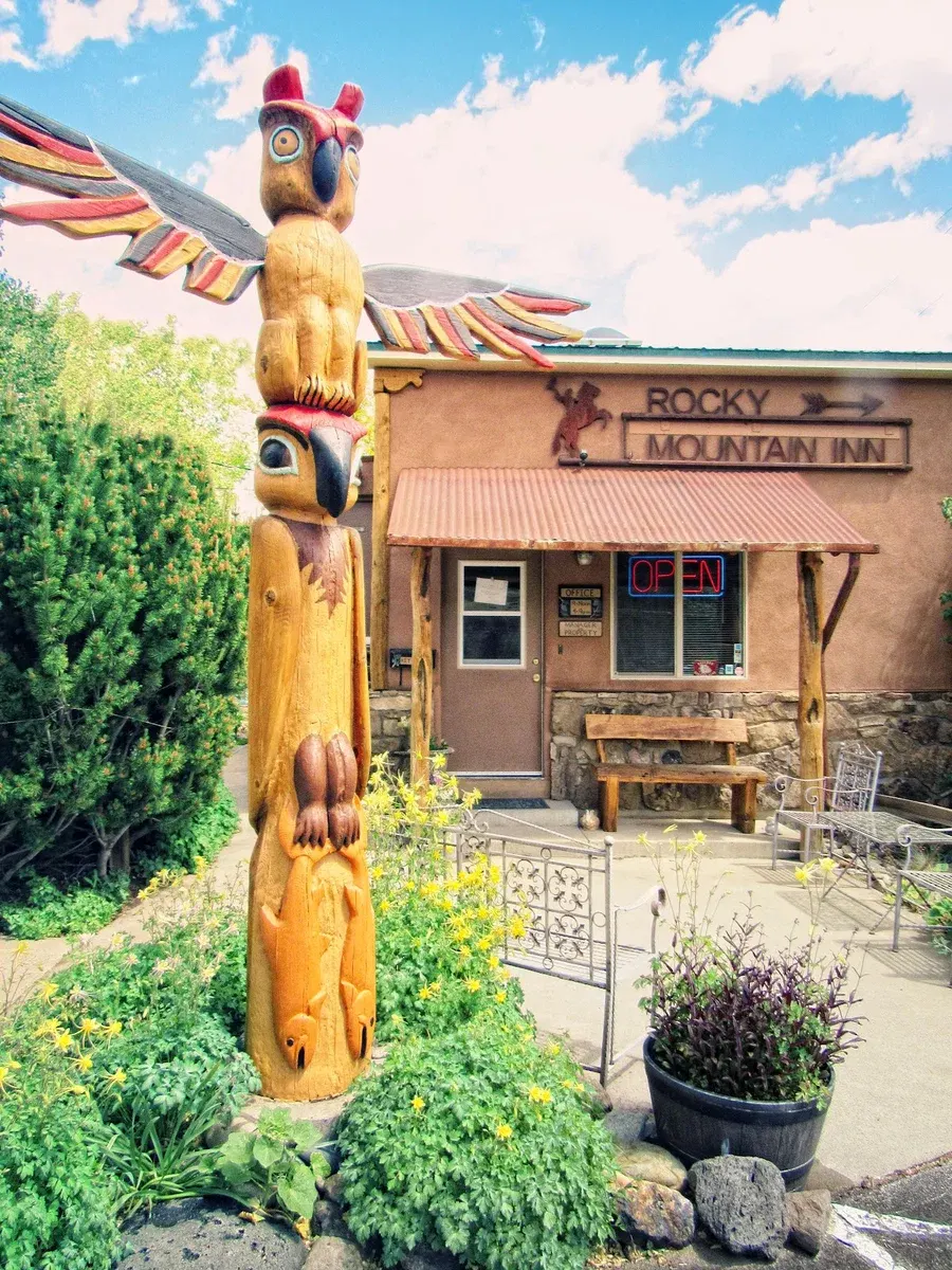 Rocky Mountain Inn