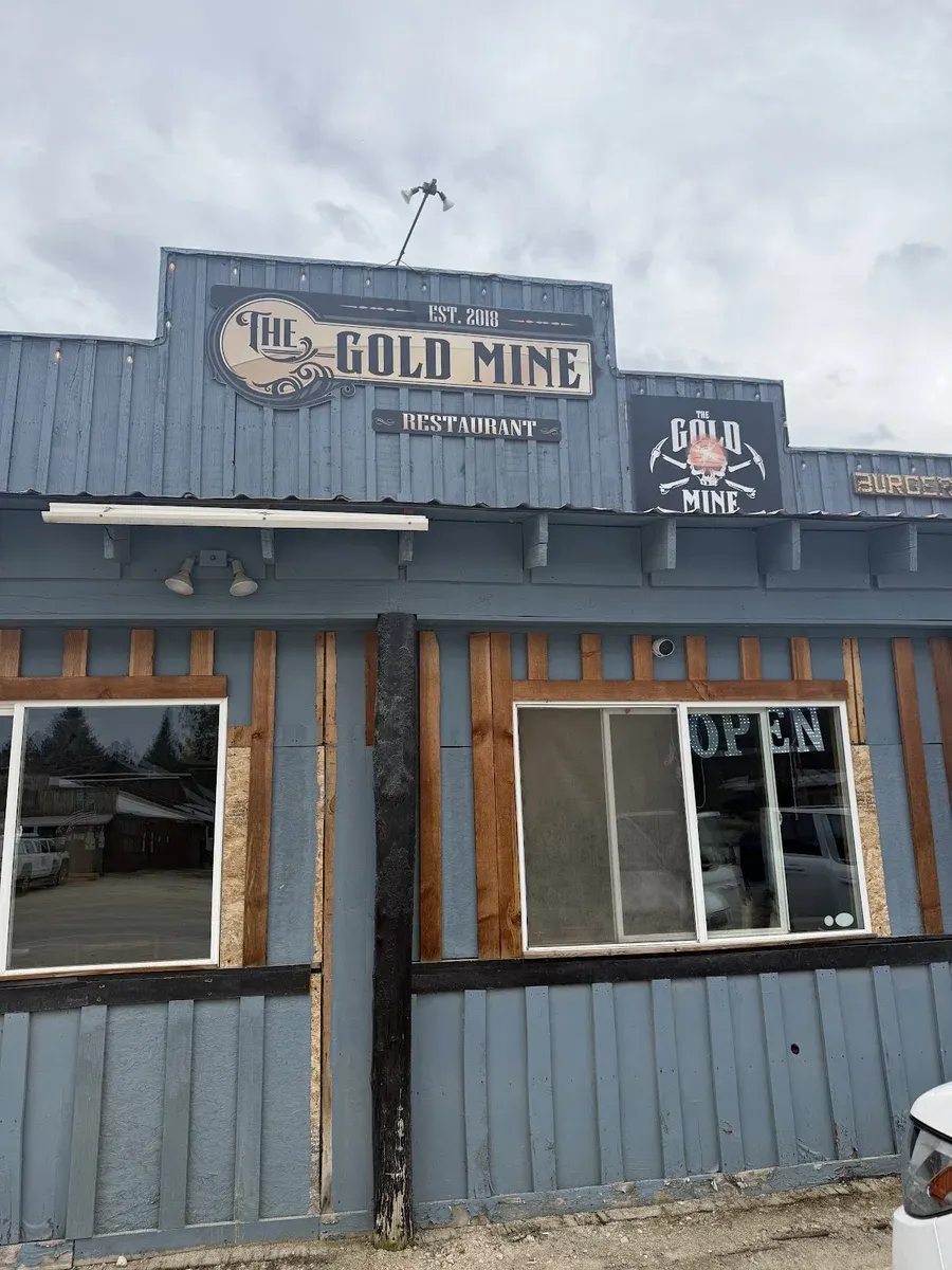 The Gold Mine Hotel