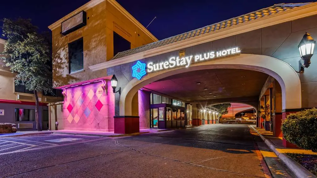 SureStay Plus by Best Western Lubbock Medical Center