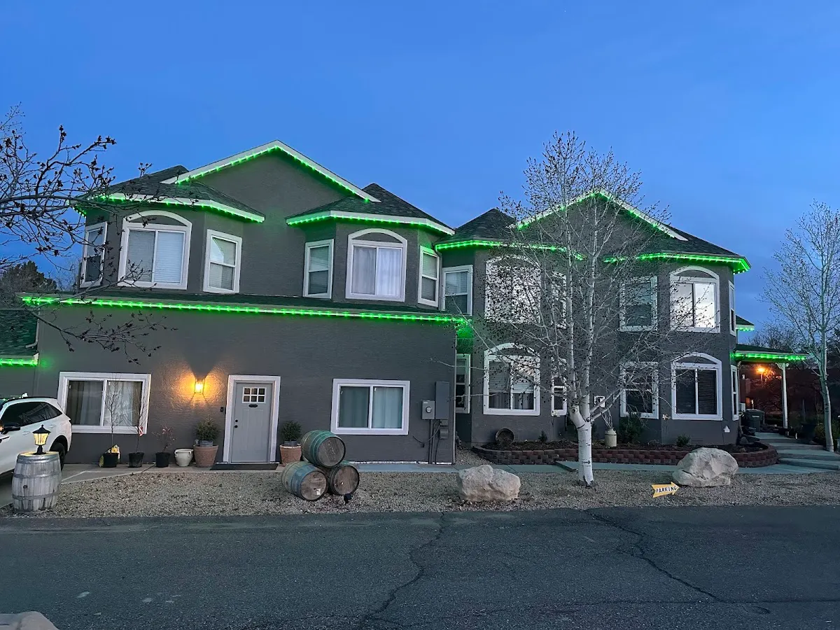 Castle Creek Manor Bed and Breakfast