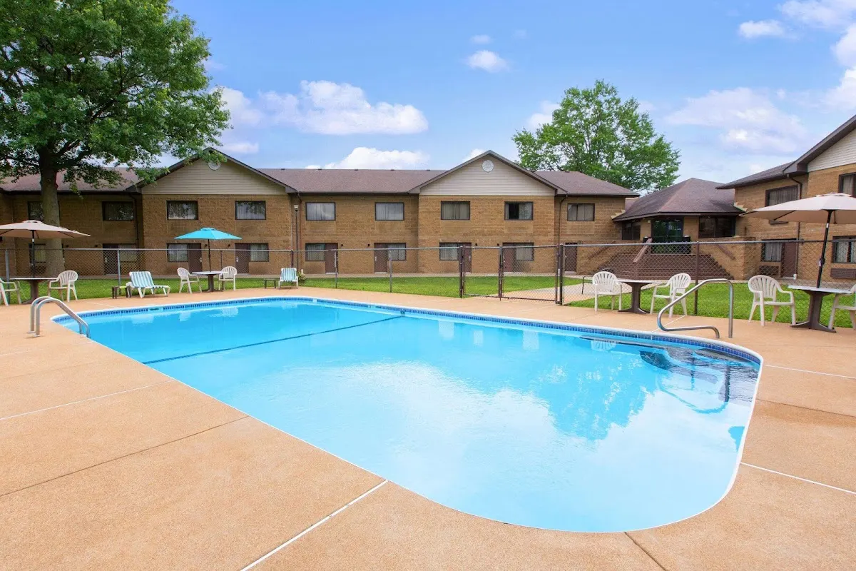 Baymont Inn and Suites by Wyndham Farmington, MO