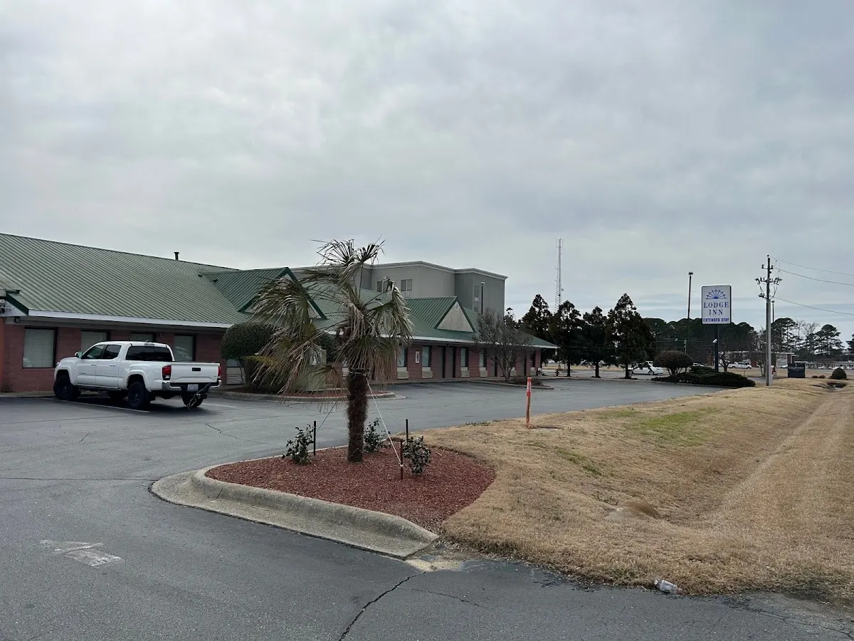 Lodge Inn Extended Stay
