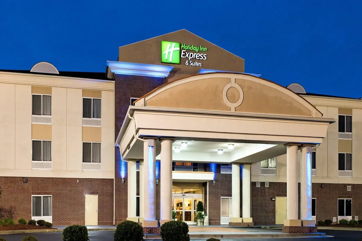 Holiday Inn Express & Suites Athens by IHG