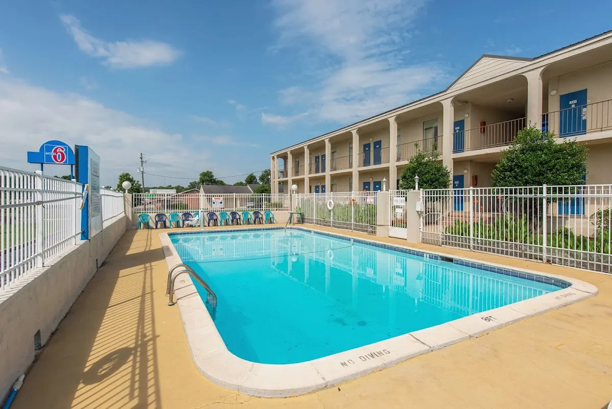 Motel 6 Americus, GA