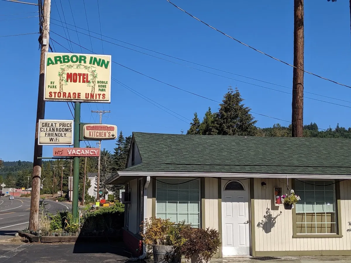 Arbor Inn Motel - Oakridge