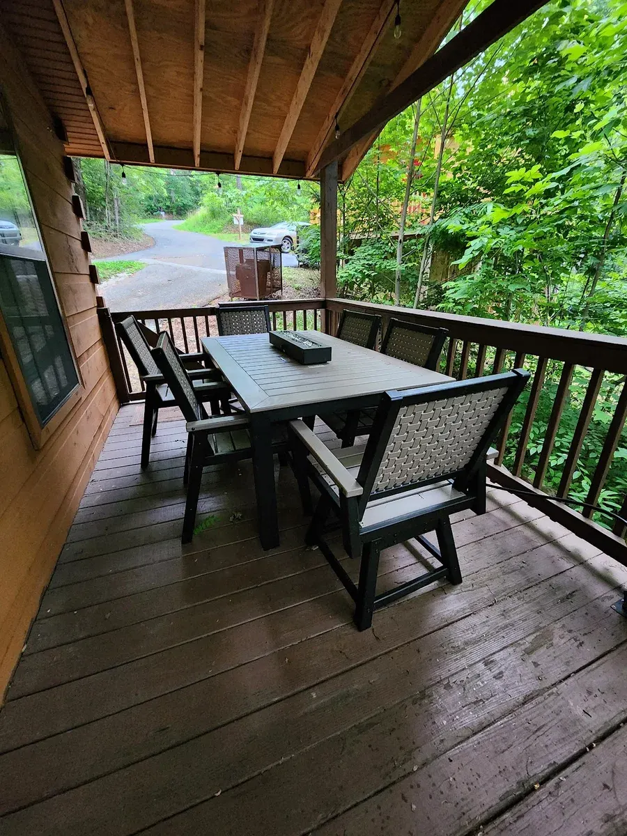 Little Bear Cabin
