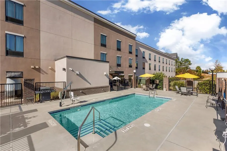 Comfort Inn & Suites Florence Center Area
