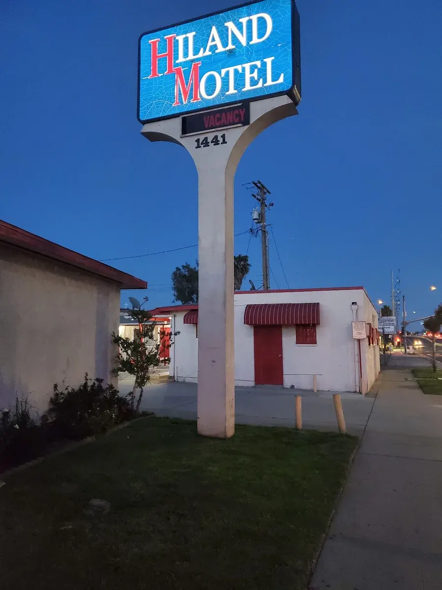 Hiland Motel