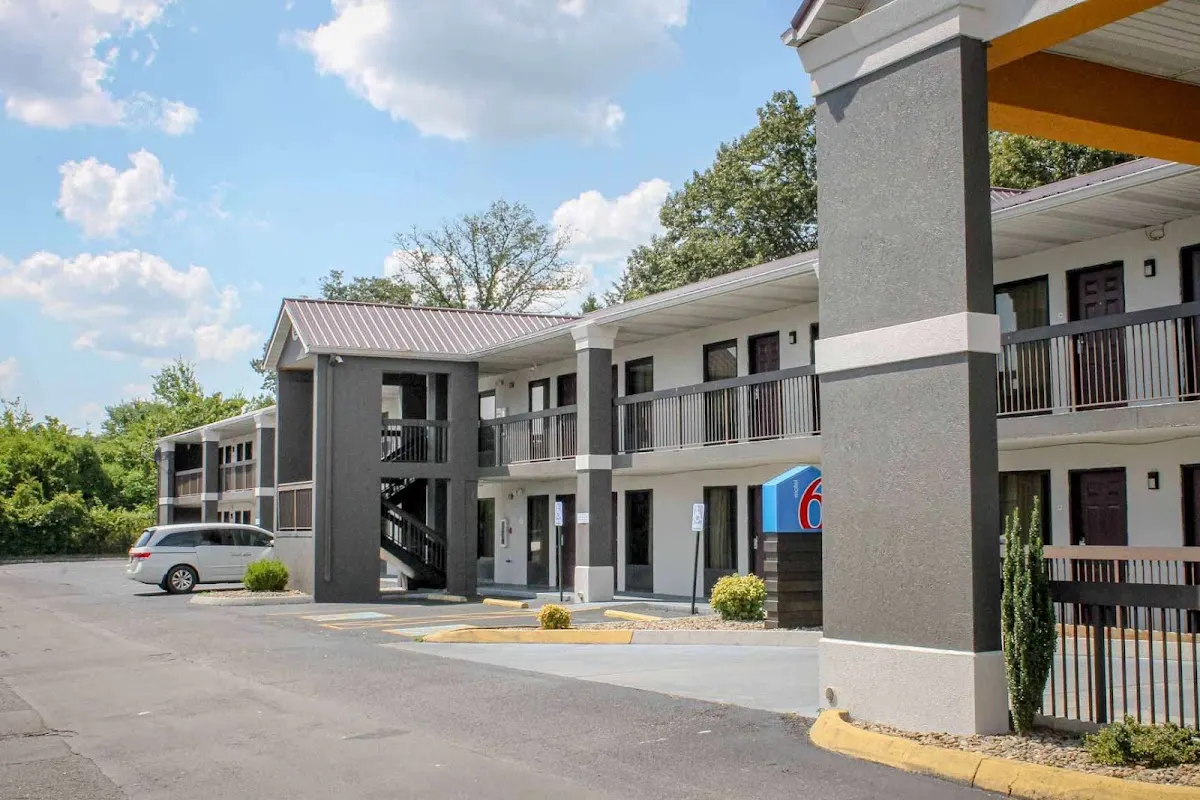 Motel 6 Knoxville, TN - East