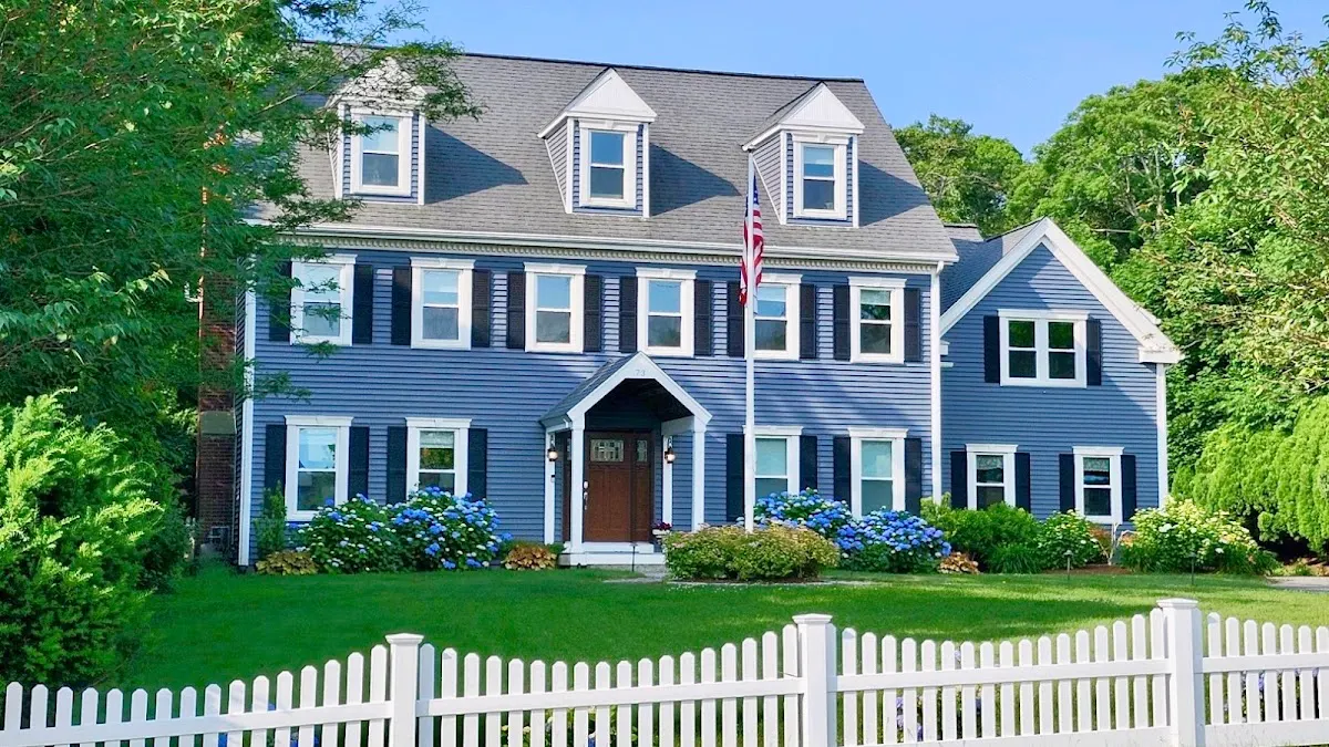 3 Waves Bed & Breakfast