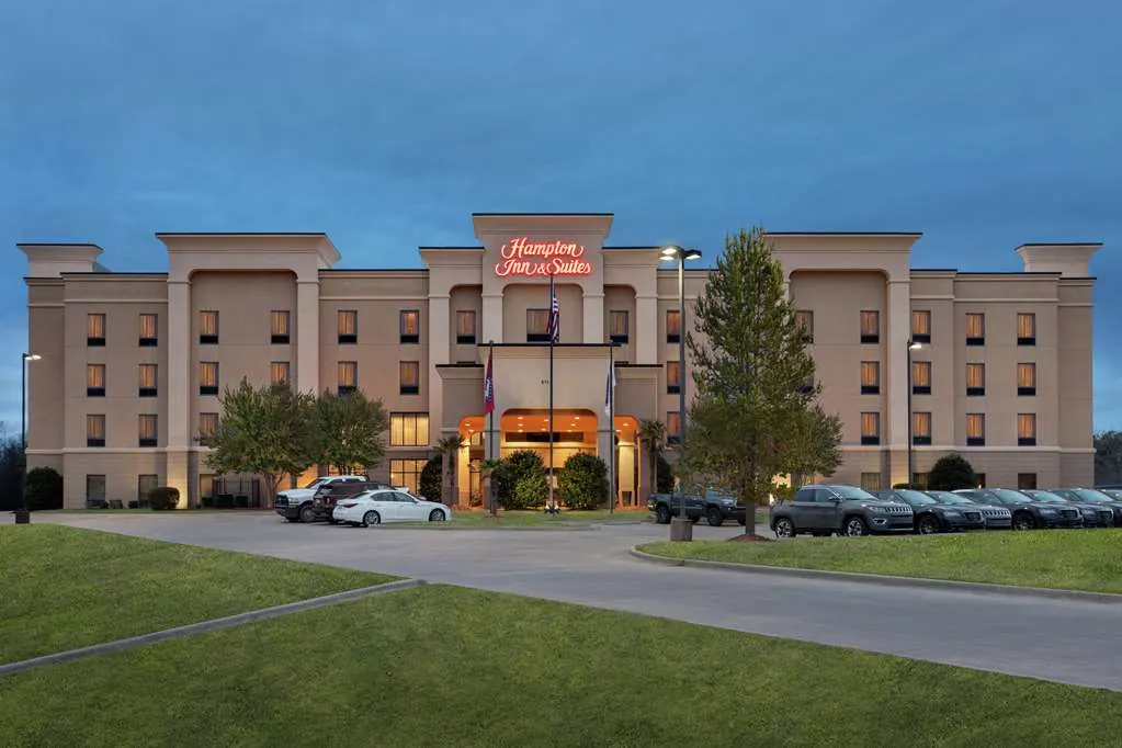 Hampton Inn & Suites Pine Bluff