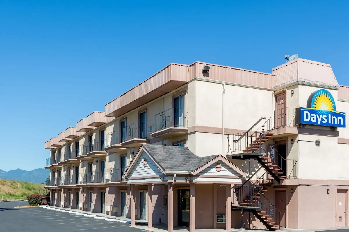 Days Inn by Wyndham Medford